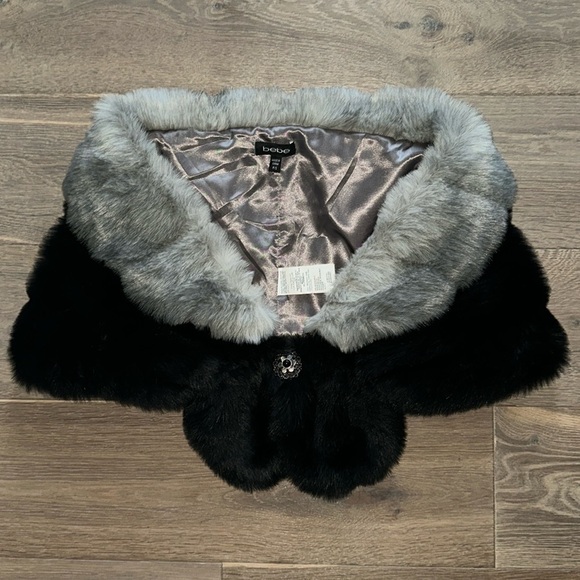 Bebe $150 retail NWOT Bebe faux fur stole wrap - Picture 1 of 4